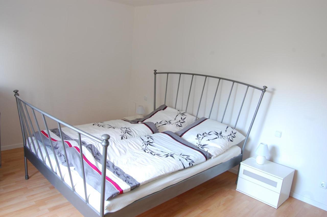 Wohnung Mit Kamin Terrasse Und Grill In Der Naehe Von Nuernberg Burgthann ภายนอก รูปภาพ