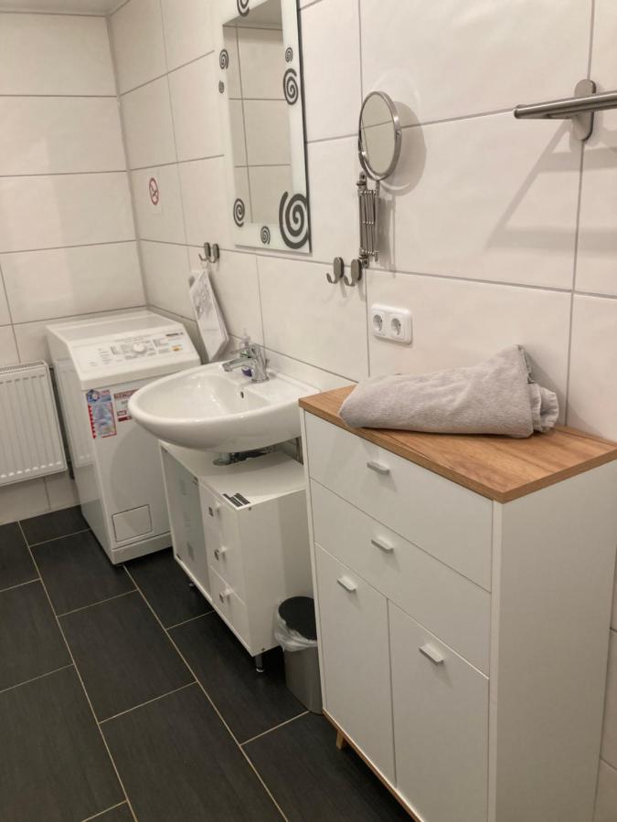 Wohnung Mit Kamin Terrasse Und Grill In Der Naehe Von Nuernberg Burgthann ภายนอก รูปภาพ